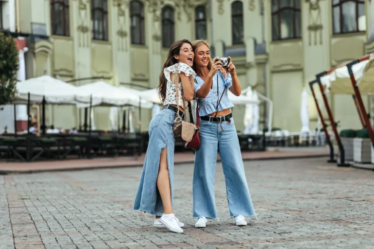 Voici comment porter un jean large et sublimer ta silhouette